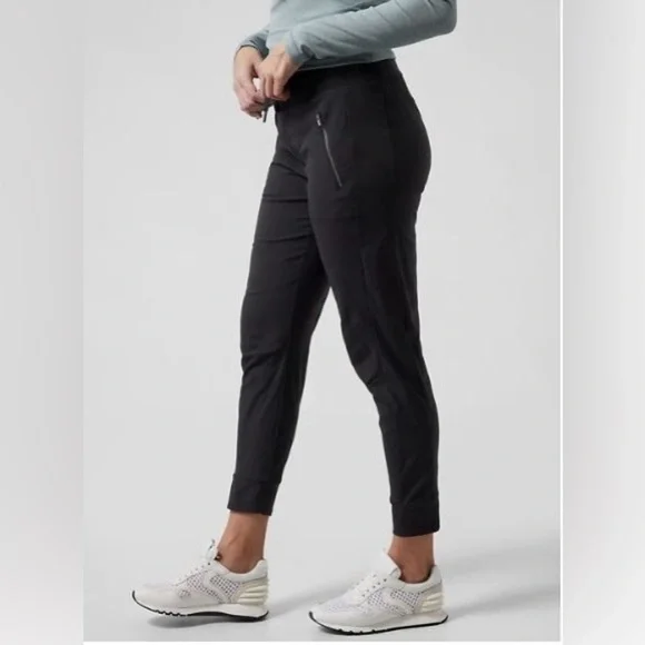 Athleta Trekkie North Jogger in Black - Picture 2 of 6
